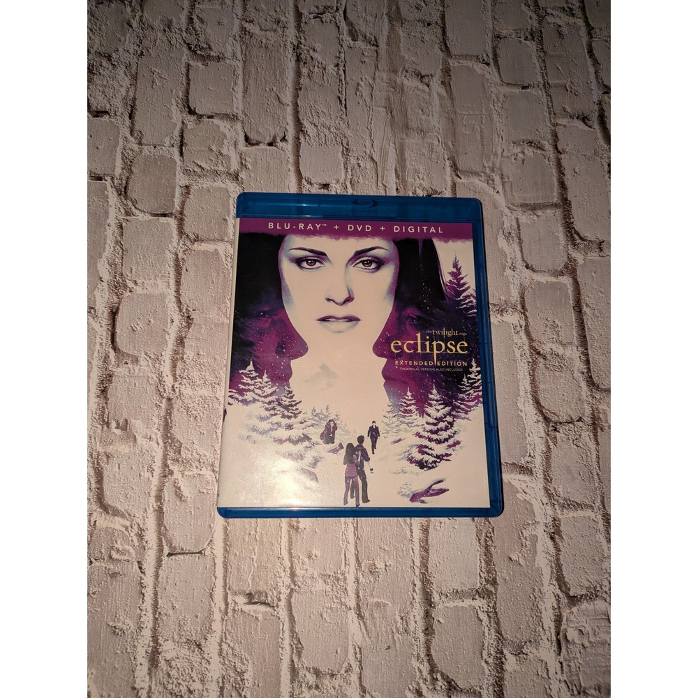 The Twilight Saga Eclipse Extended Edition Blu-ray DVD Combo 3-Disc Set